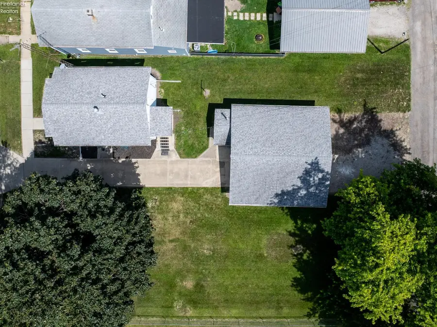 1017 Roosevelt Street, Fremont, OH 43420 - #2