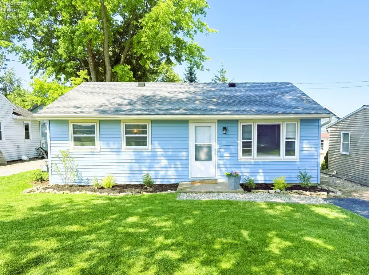 302 N Perryview Drive, Marblehead, OH 43440 - #1