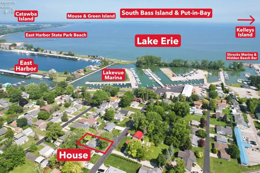 302 N Perryview Drive, Marblehead, OH 43440 - #2