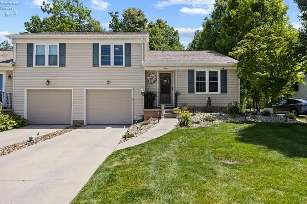 400 Lighthouse Oval, Marblehead, OH 43440