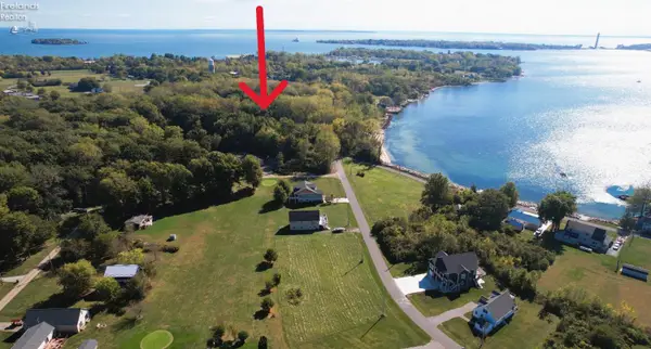 403 Runkel Road, Middle Bass Island, OH 43446