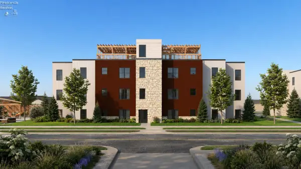 270 SE Catawba Road #102, Port Clinton, OH 43452