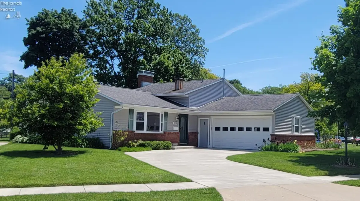 328 Brunswick Drive, Huron, OH 44839 - #1