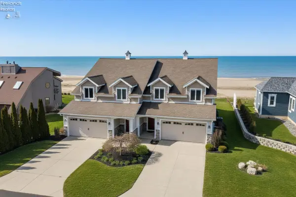 2513 E Sand Road, Port Clinton, OH 43452