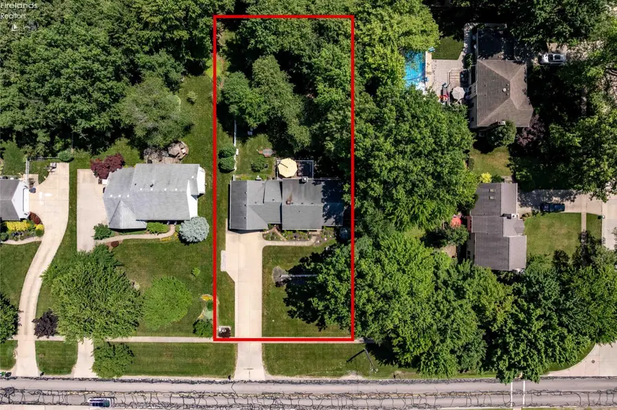 389 Jaycox Road, Avon Lake, OH 44012 - #2