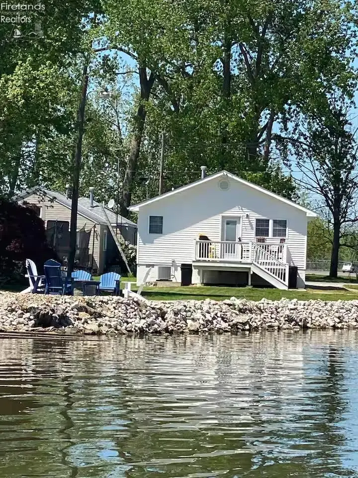 2304 River Avenue, Sandusky, OH 44870 - #2