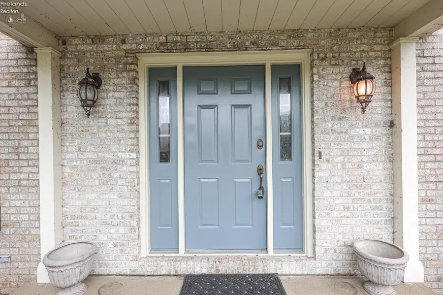 303 Canterbury Drive, Huron, OH 44839 - #2