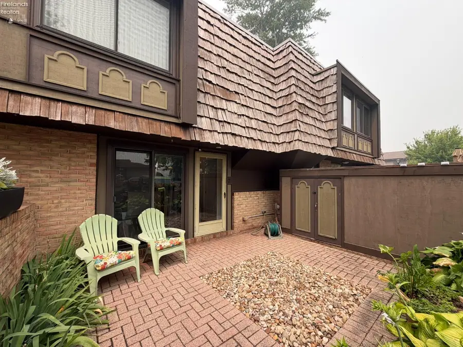 1120 By The Shores Drive #2, Huron, OH 44839 - #3