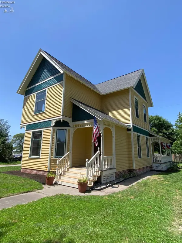 204 Main Street, Wayne, OH 43466