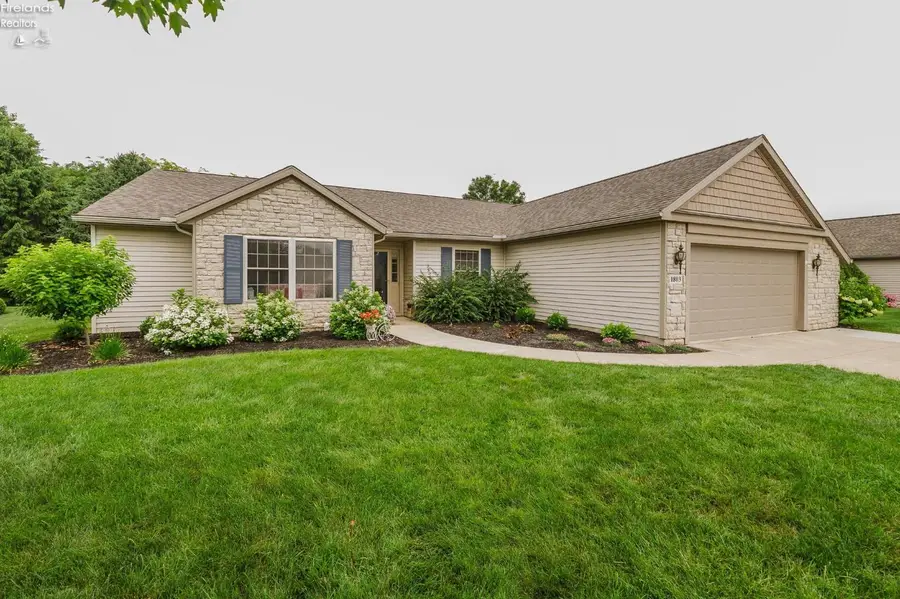 1803 Lake Forest Drive, Huron, OH 44870 - #2