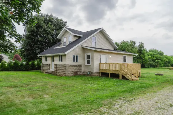 3288 Limerick Road, Clyde, OH 43410