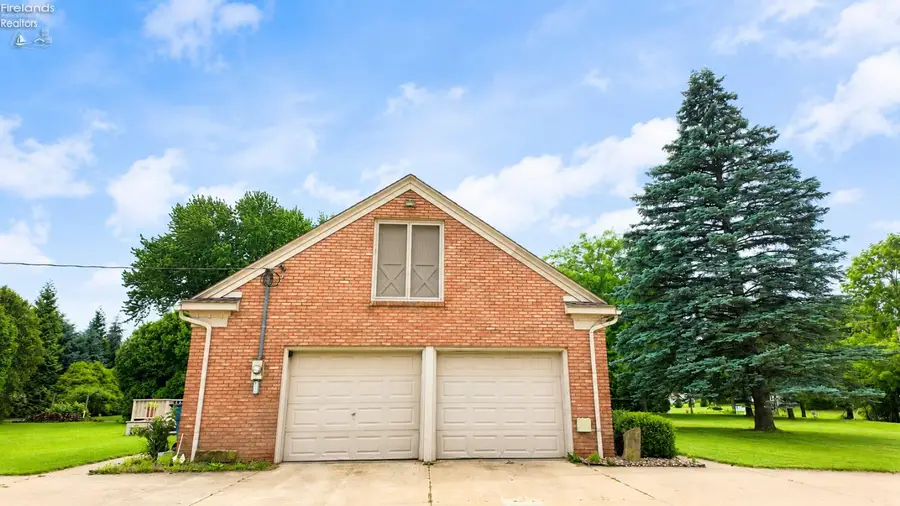 1020 Main Street, Huron, OH 44839 - #2