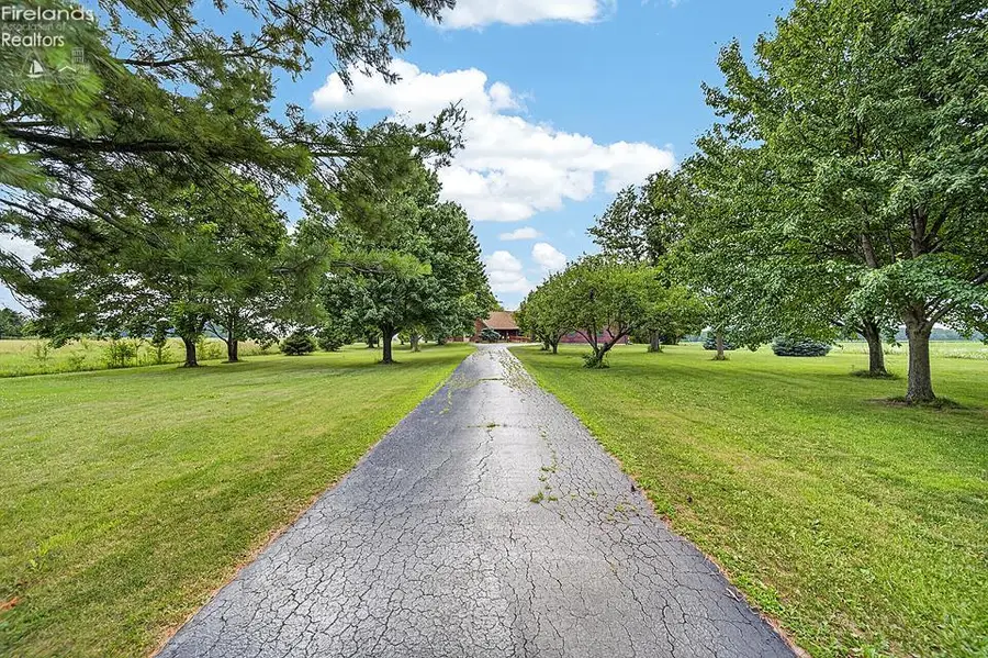 6428 County Road 330, Fostoria, OH 44830 - #2