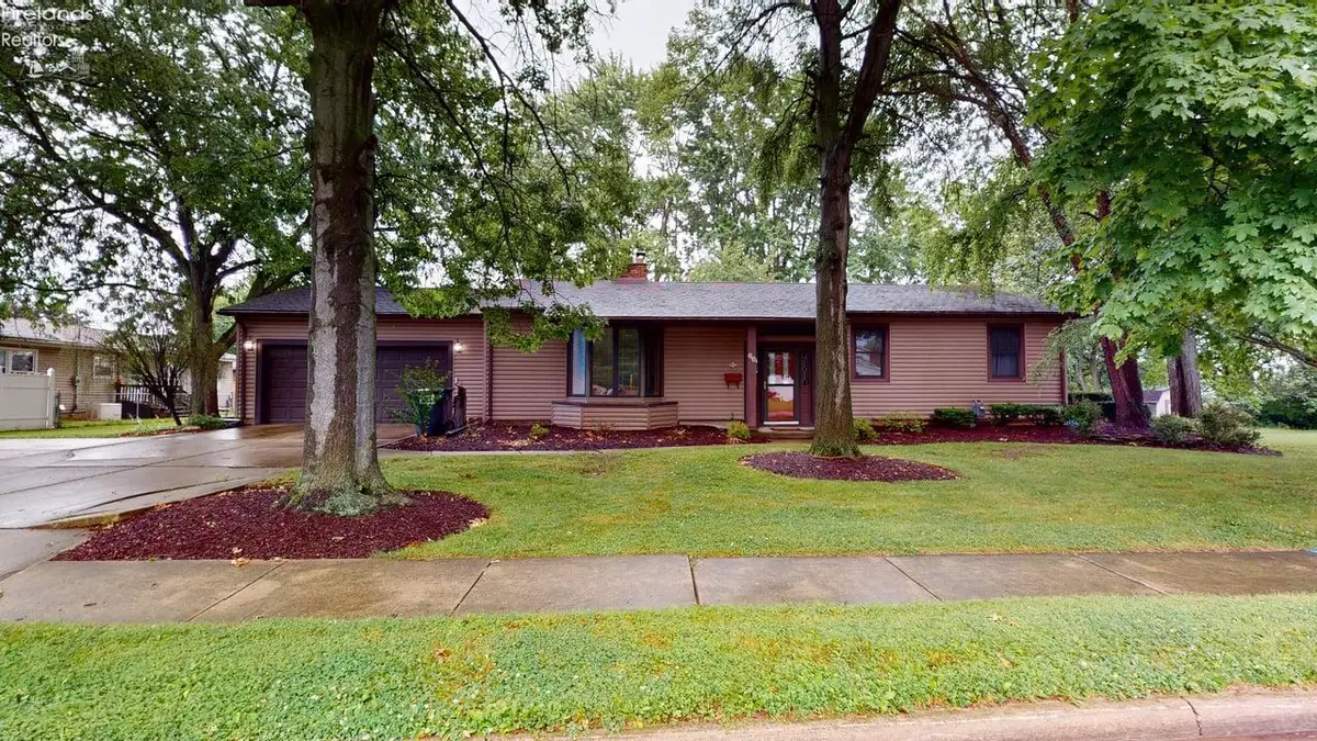 66 Hillcrest Drive, Willard, OH 44890 - #1