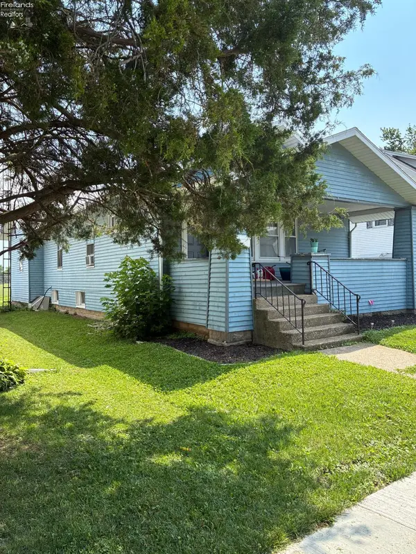 424 E 7th Street, Port Clinton, OH 43452