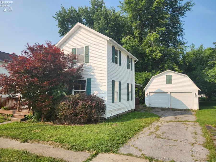 281 Spring Street, Clyde, OH 43410 - #2