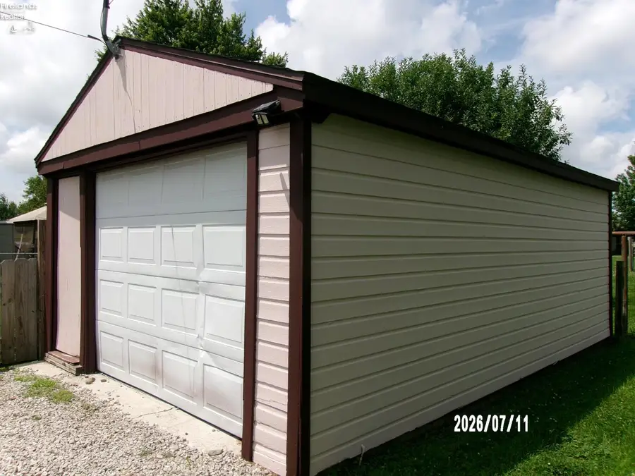 208 W Washington Street, Oak Harbor, OH 43449 - #2