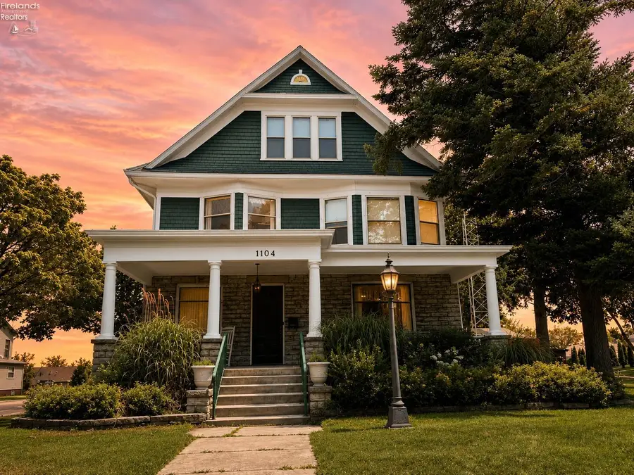 1104 Wayne Street, Sandusky, OH 44870 - #2