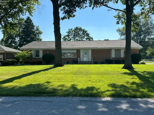 8 Lincoln Road, Tiffin, OH 44883