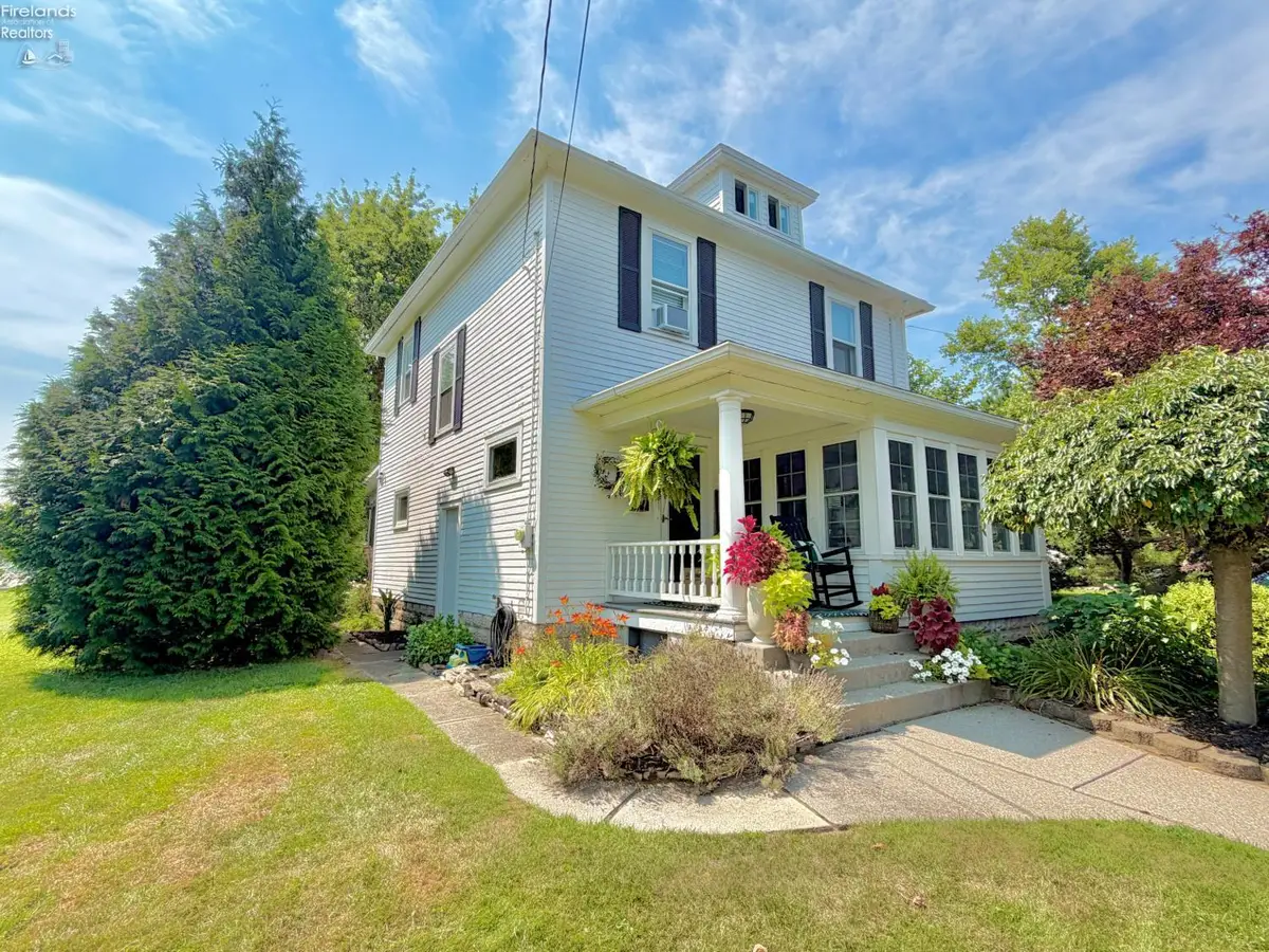 116 Lawrence Street, Bellevue, OH 44811 - #1