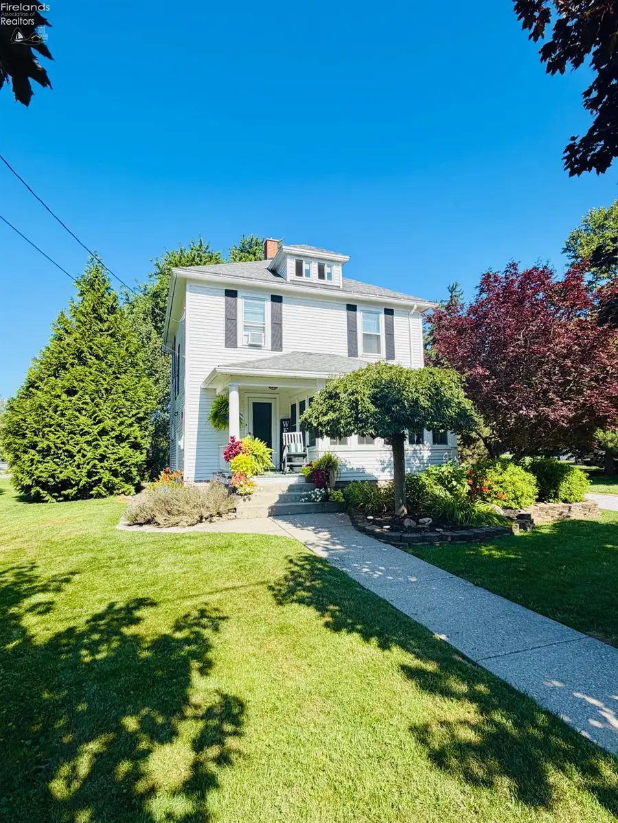 116 Lawrence Street, Bellevue, OH 44811 - #3