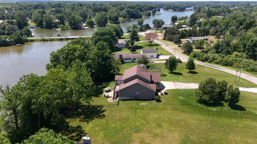 1140 Meadowview Drive, Willard, OH 44890 - #2