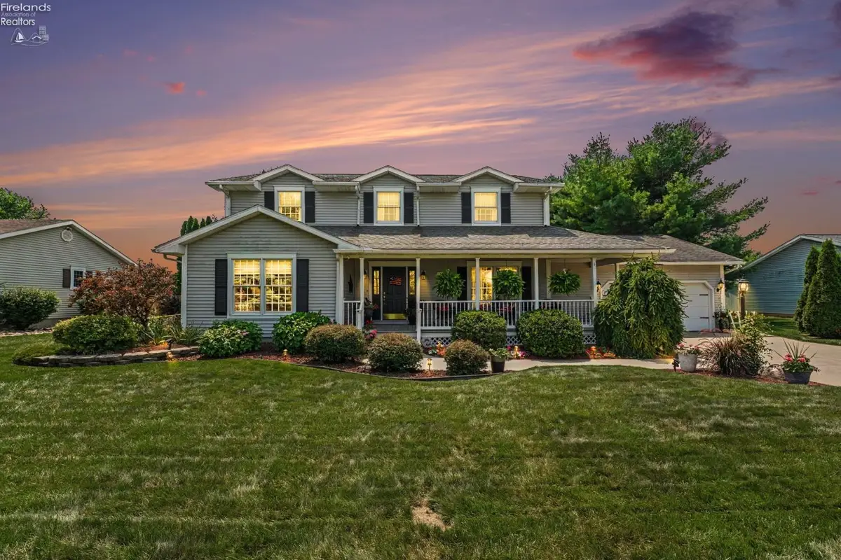 1040 Monroe Street, Bellevue, OH 44811 - #1