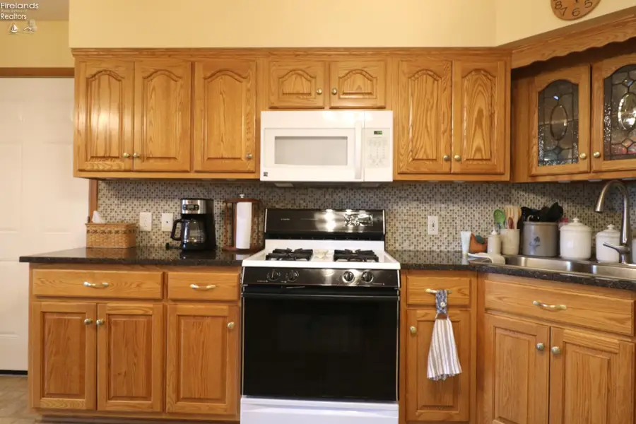 25 Chippewa Drive, Milan, OH 44846 - #3