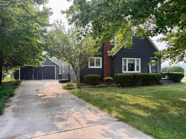 89 S Marion Street, Bloomville, OH 44818