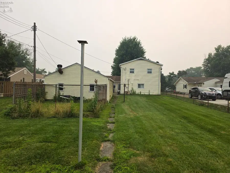 5014 Denver Avenue, Sandusky, OH 44870 - #2