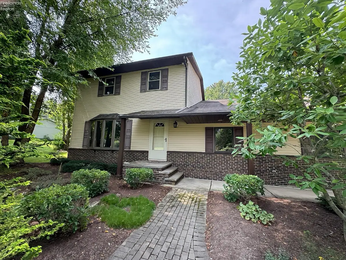 7588 Rice Road, Amherst, OH 44001 - #1