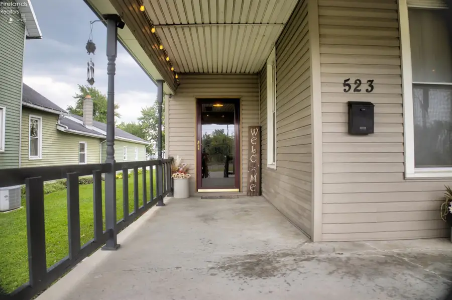 523 E Findlay Street, Carey, OH 43316 - #3