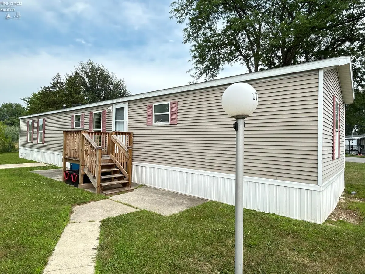 1730 Port Clinton Rd #17, Fremont, OH 43420 - #1