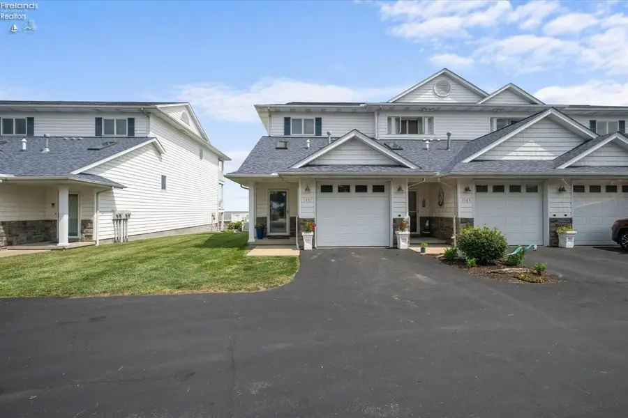 1187 W Lakeshore Drive, Port Clinton, OH 43452 - #3