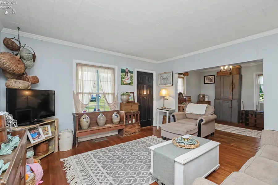 4 W Union Street, Greenwich, OH 44837 - #3