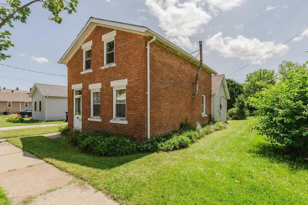 724 Sycamore Street, Sandusky, OH 44870 - #1