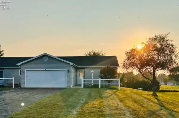 520 Autumnwood Drive #A, Tiffin, OH 44883