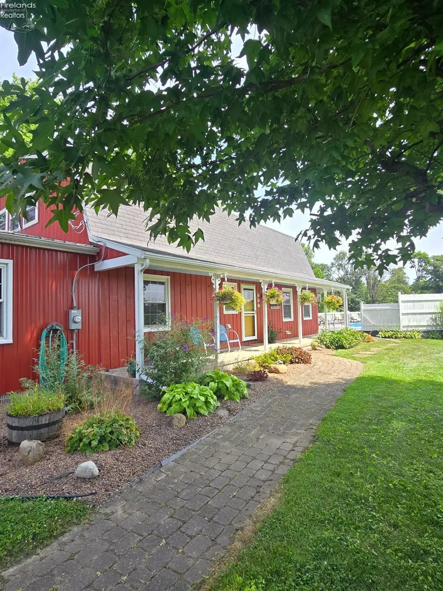 201 N County Road 198, Fremont, OH 43420 - #2