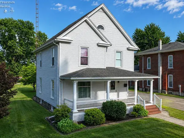 1018 Vine Street, Clyde, OH 43410