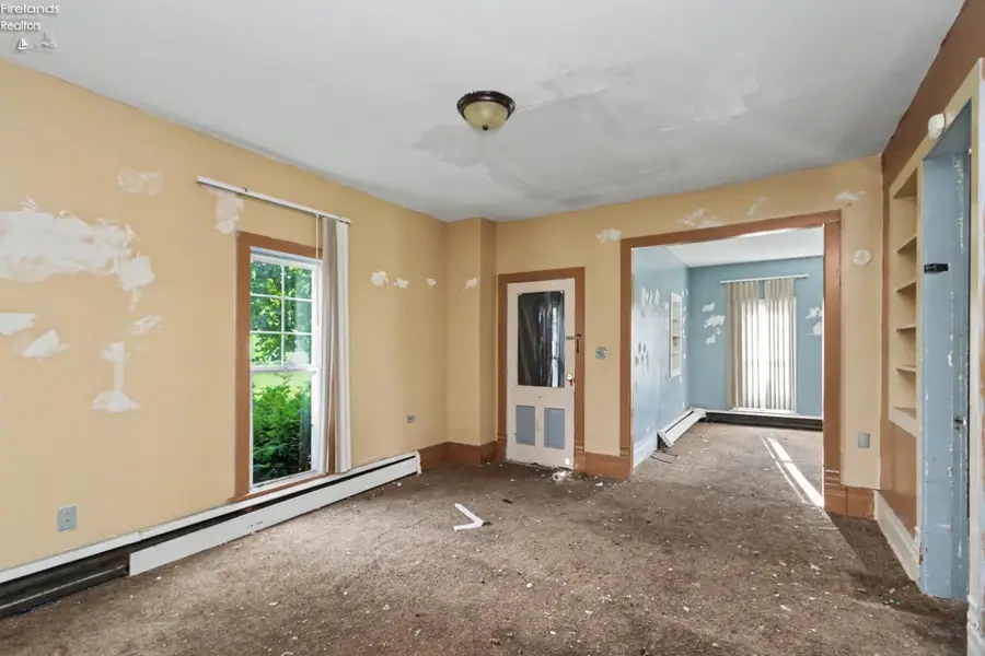 24 E Emerald Street, Willard, OH 44890 - #2