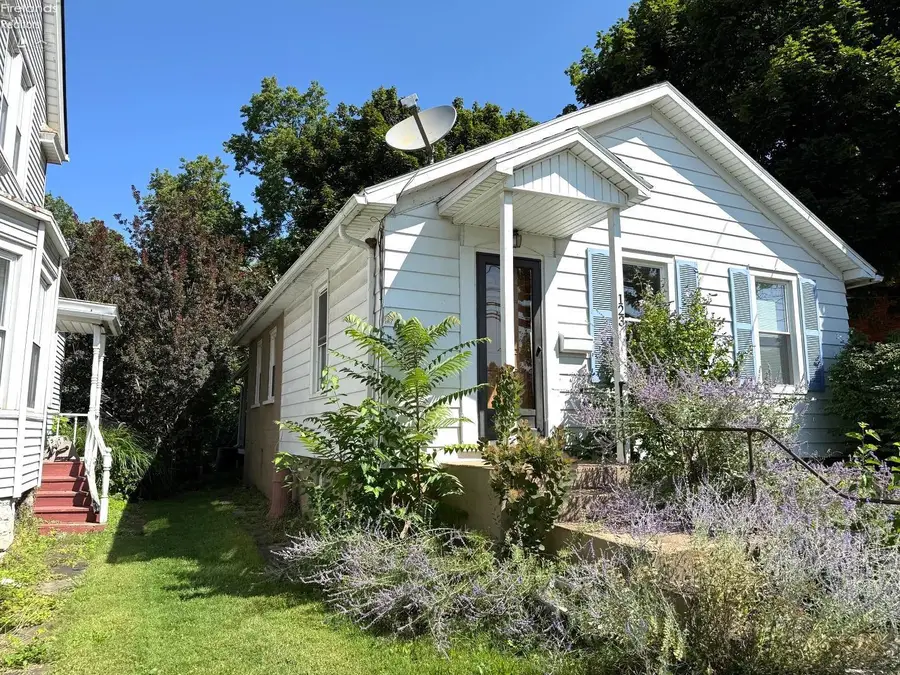 123 E Monroe Street, Sandusky, OH 44870 - #2