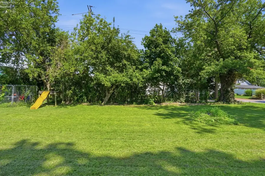 31 Swanson Street, Huron, OH 44839 - #2