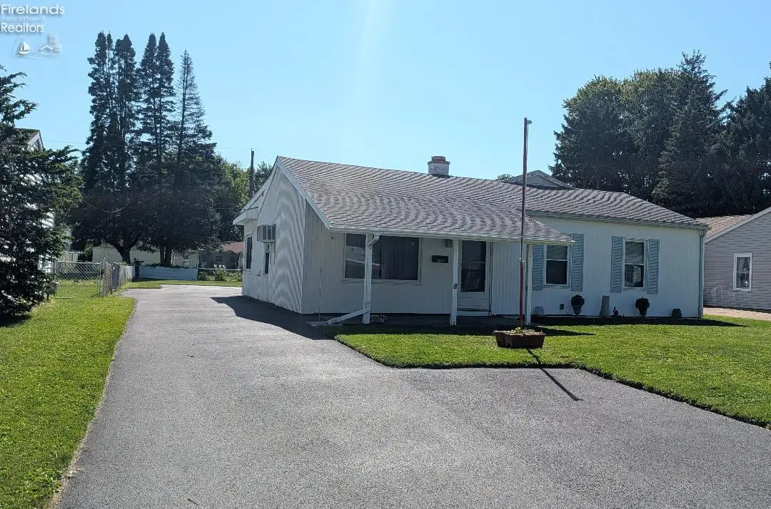 5007 Hartford Avenue, Sandusky, OH 44870 - #1