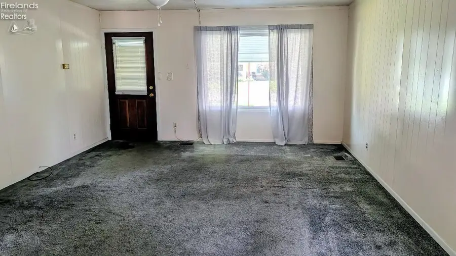 5007 Hartford Avenue, Sandusky, OH 44870 - #3