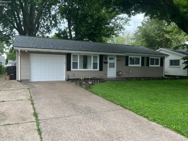 2909 Sunset Lane, Sandusky, OH 44870