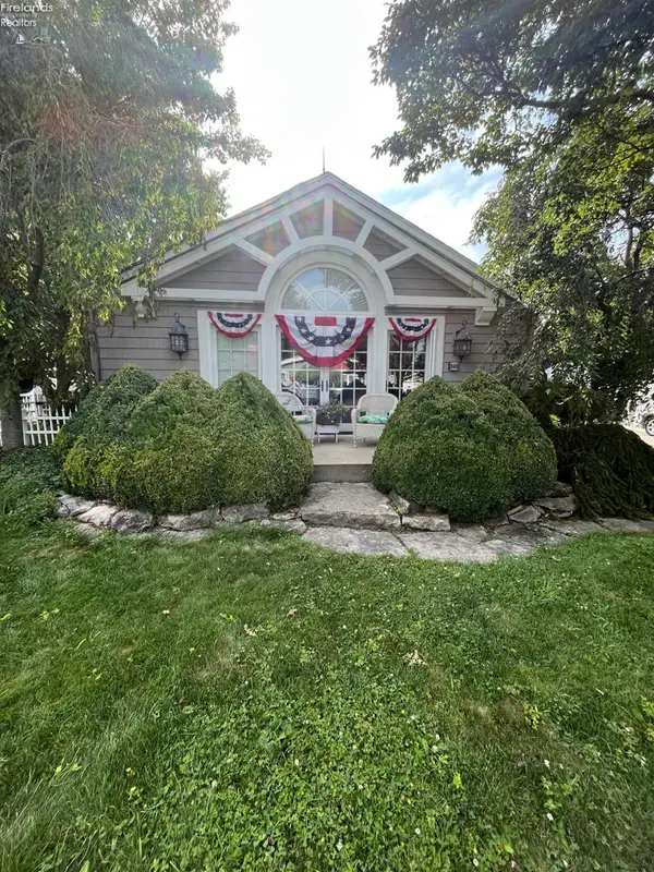 340 N Worthy Street, Lakeside, OH 43440