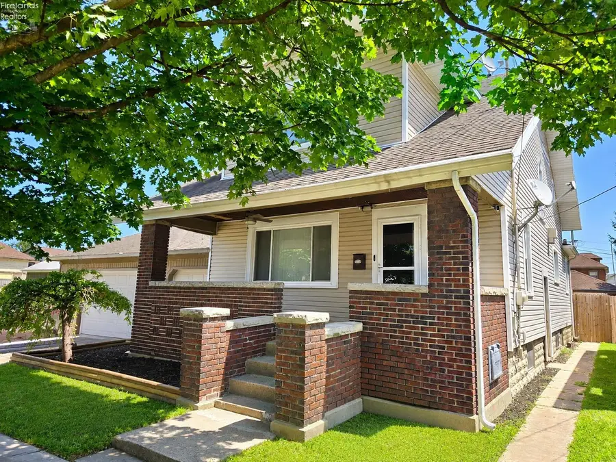 1014 Ging Street, Sandusky, OH 44870 - #2
