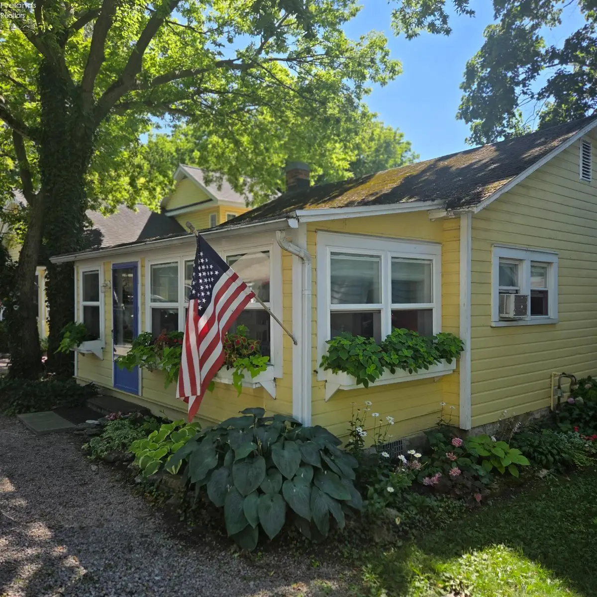 422 Oak Avenue, Lakeside, OH 43440 - #1