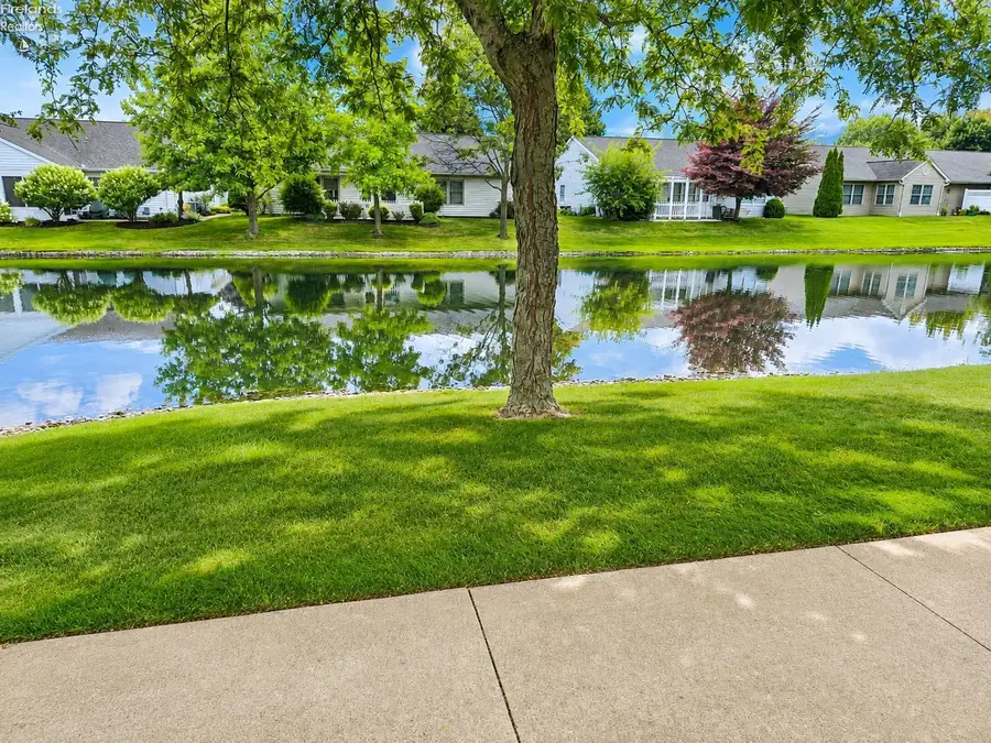 2106 Lakefield Drive, Huron, OH 44839 - #2