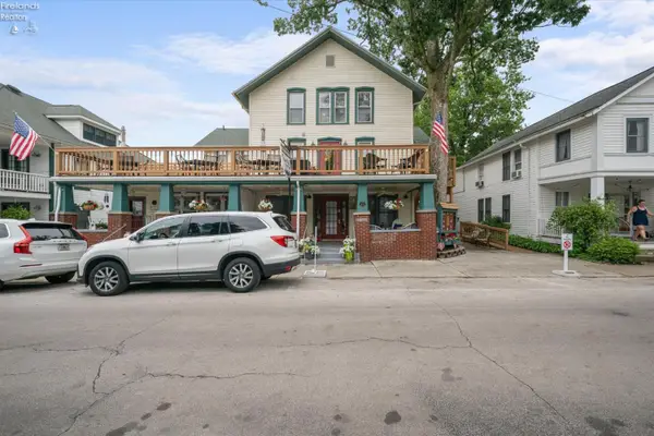 317 Maple Avenue #12, Lakeside, OH 43440